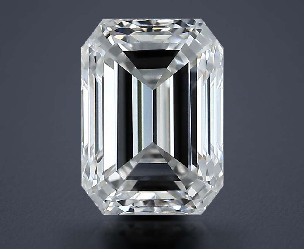 0.53 Carat Emerald Natural Diamond
