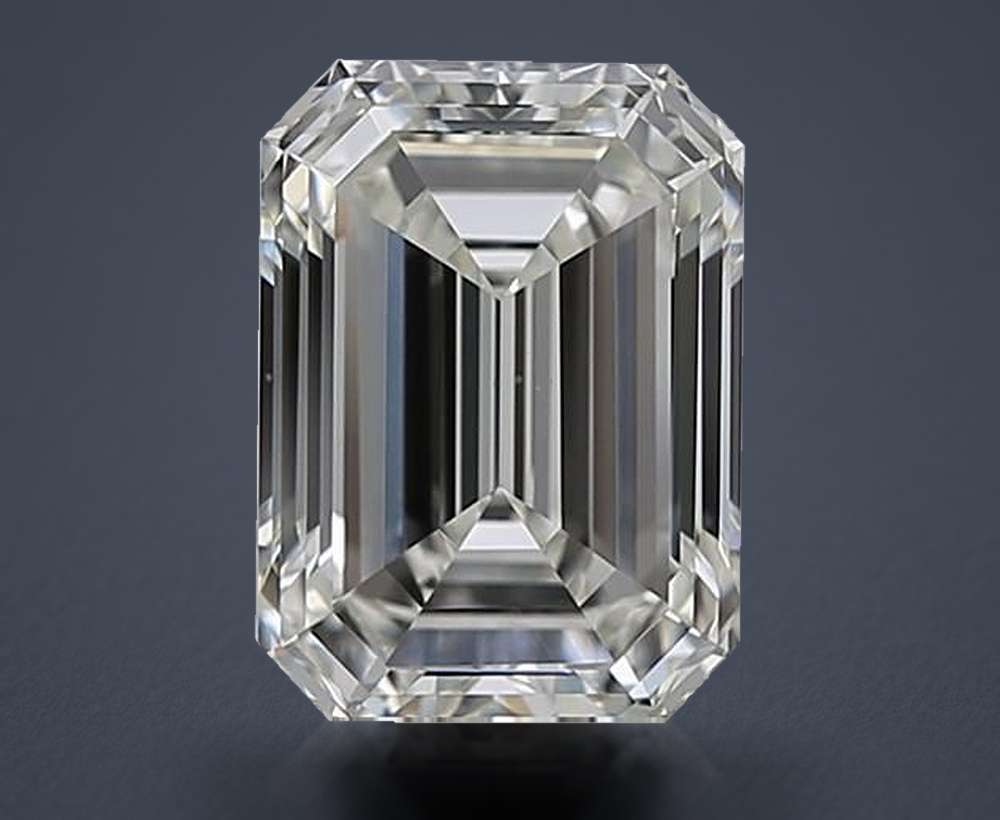 3.01 Carat Emerald Natural Diamond