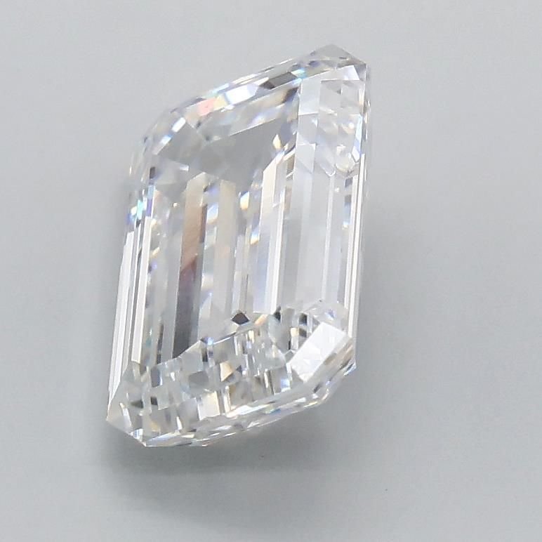 1.59ct E VS1 Rare Carat Ideal Cut Emerald Lab Grown Diamond