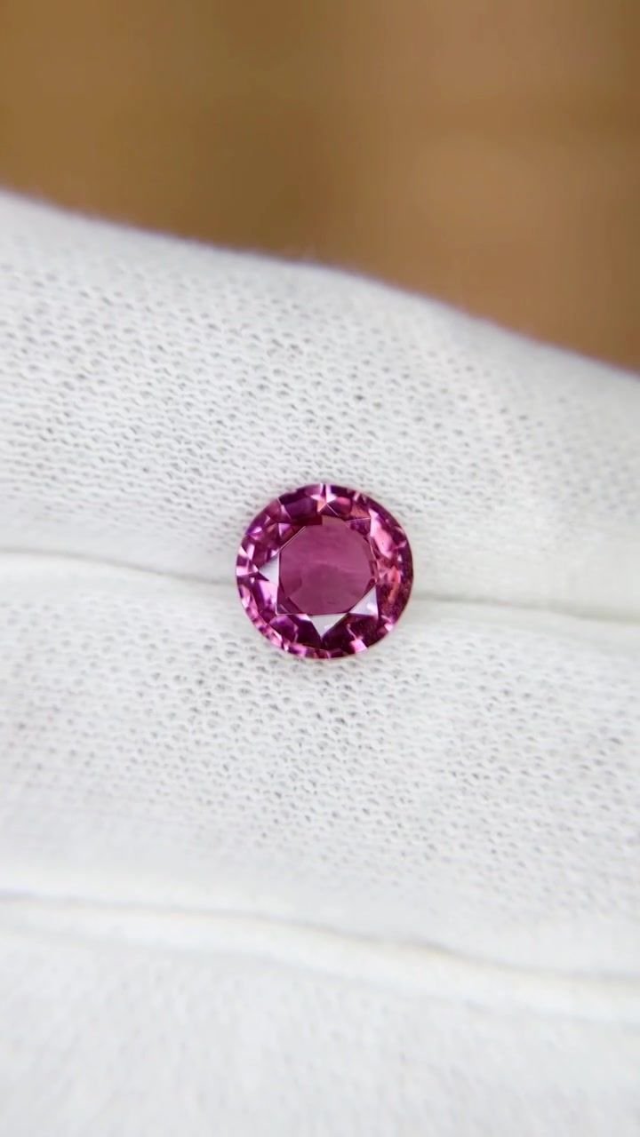 2.23 Carat Pink Round Sapphire