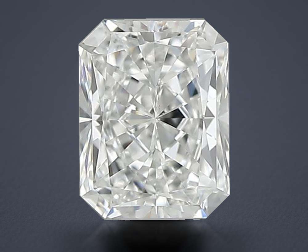 0.60 Carat Radiant Natural Diamond