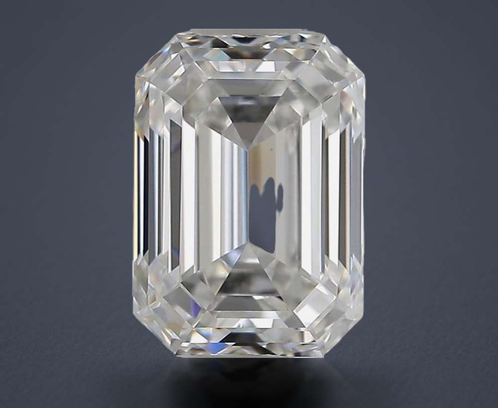 1.90 Carat Emerald Natural Diamond