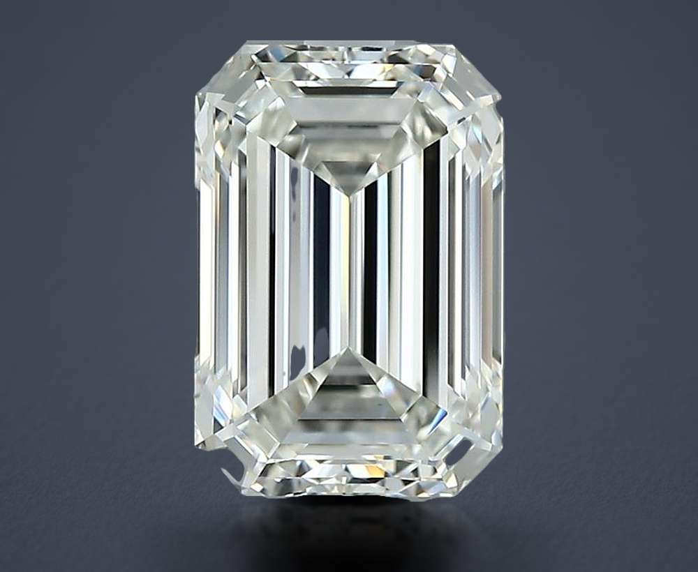 2.20 Carat Emerald Natural Diamond