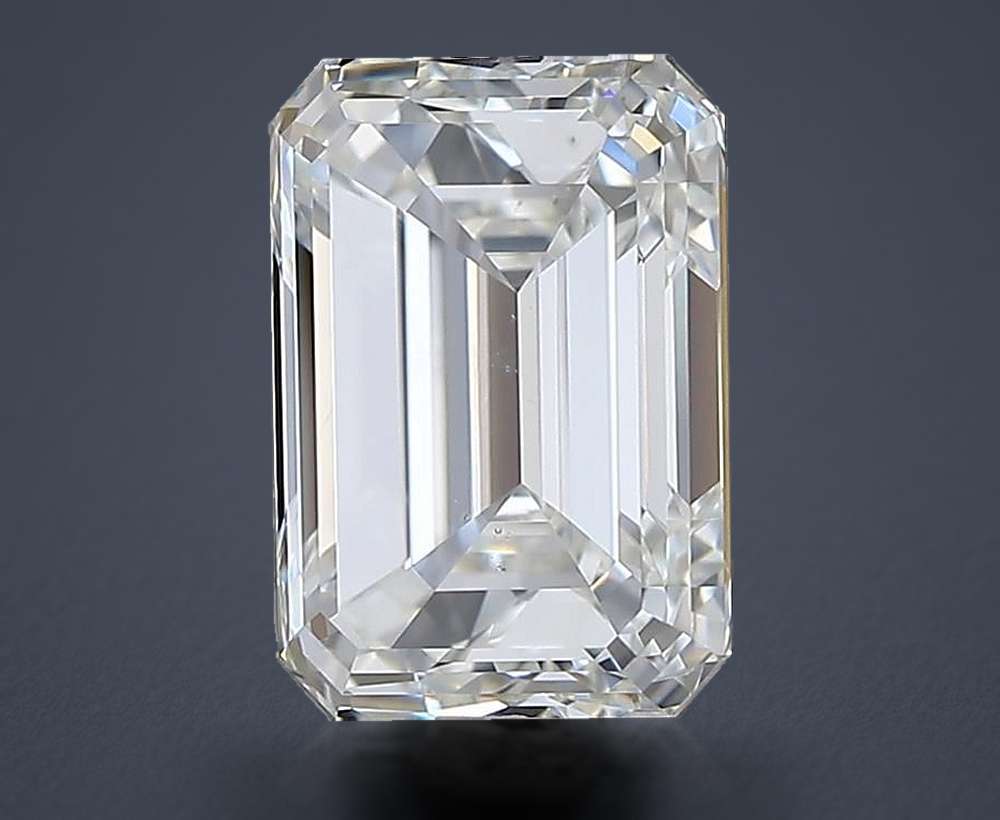 2.50 Carat Emerald Natural Diamond