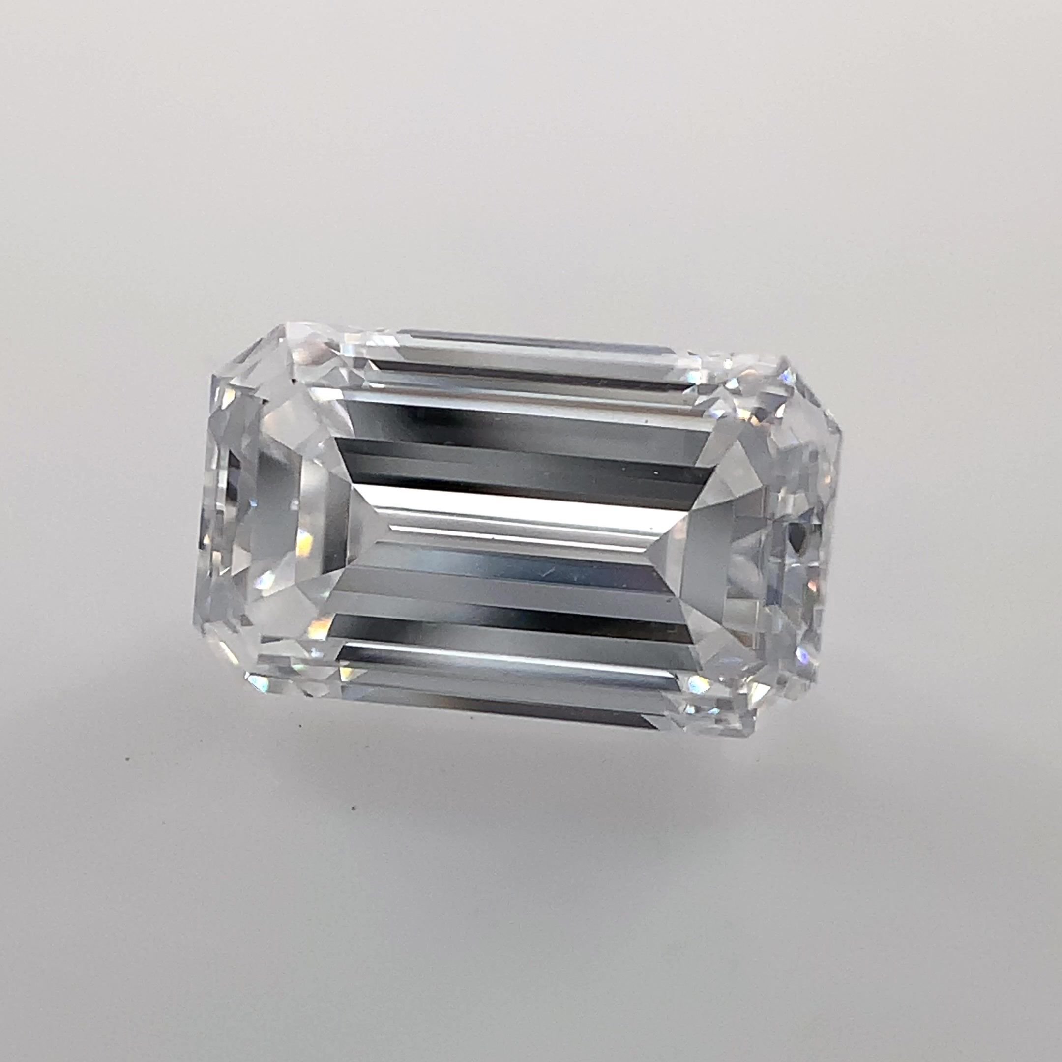 2.04ct D VVS1 Very Good Cut Emerald Diamond