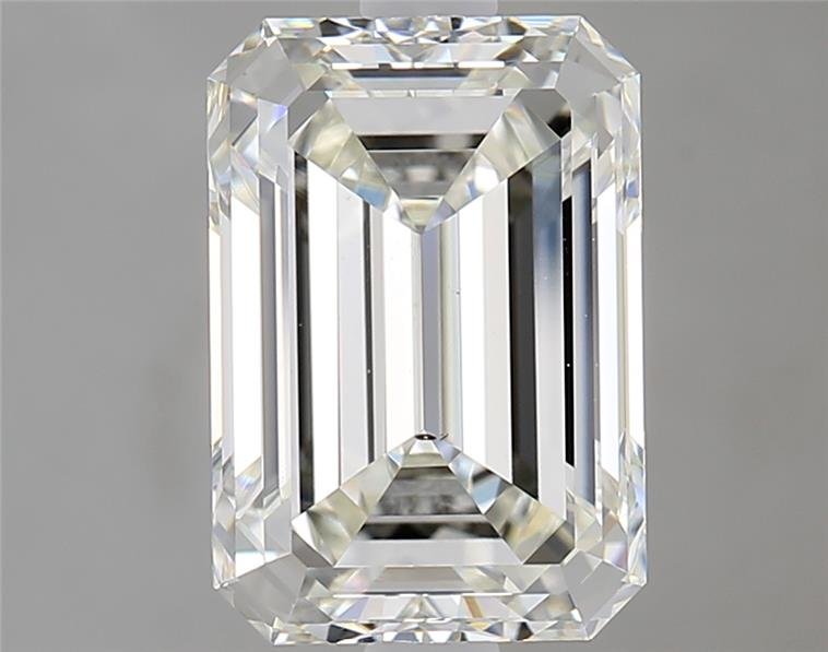 2.82 Carat Emerald Natural Diamond
