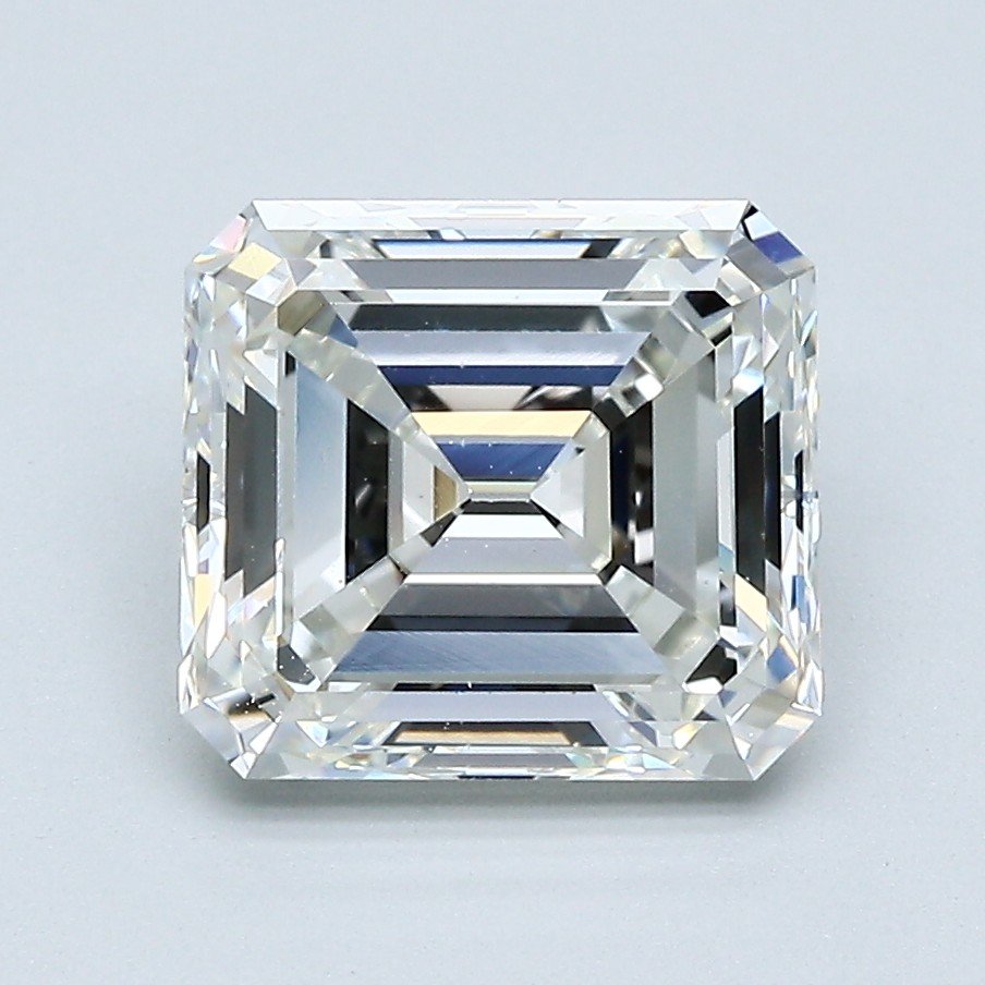 2.83 Carat Emerald Natural Diamond