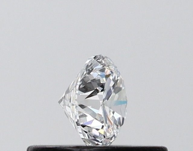 0.28 Carat Round Lab Diamond