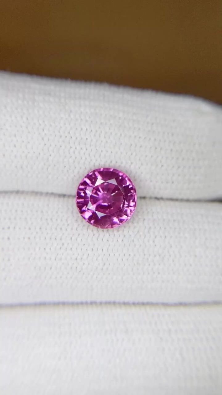 2.70 Carat Pink Round Sapphire