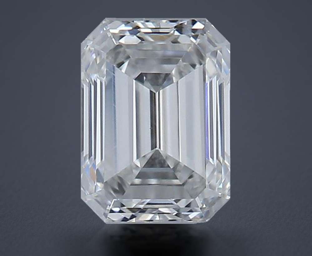 0.30 Carat Emerald Natural Diamond