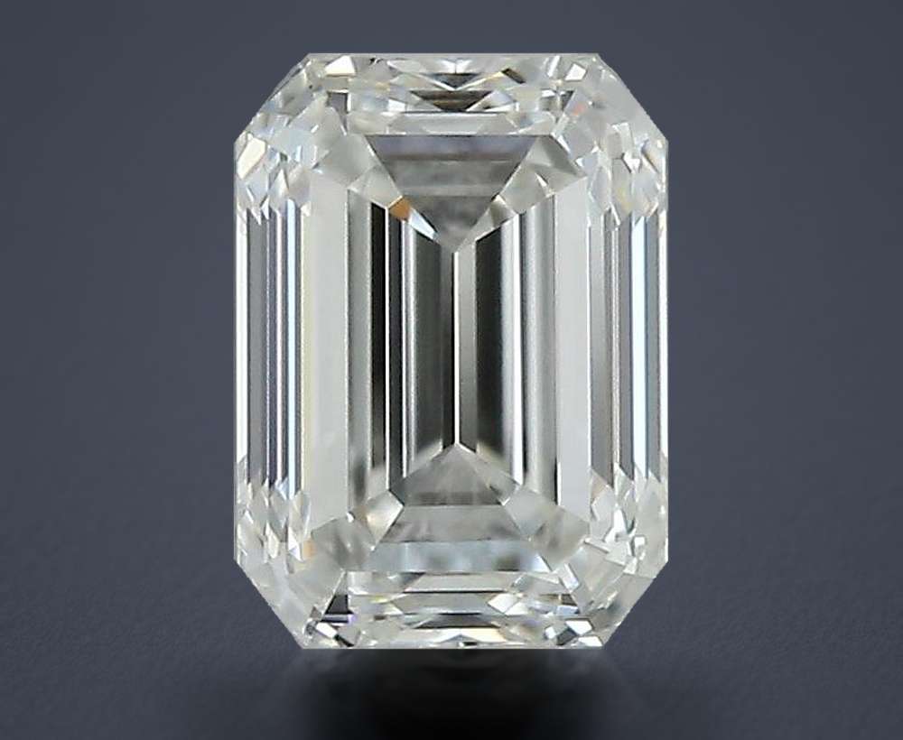 0.40 Carat Emerald Natural Diamond