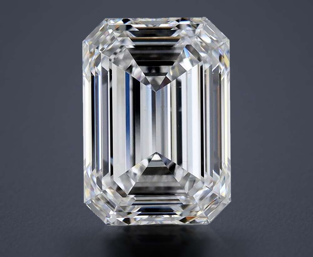 2.01 Carat Emerald Natural Diamond