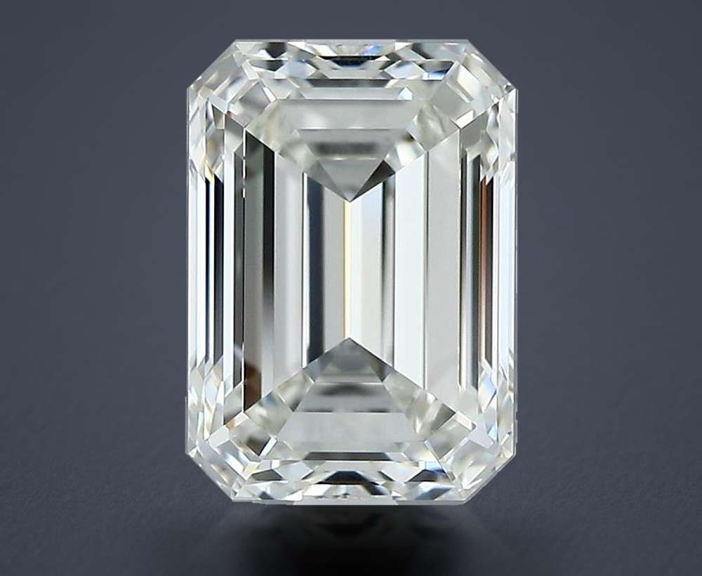 1.70 Carat Emerald Natural Diamond