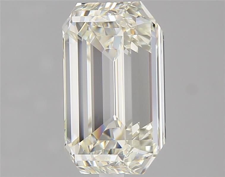 3.01 Carat Emerald Natural Diamond