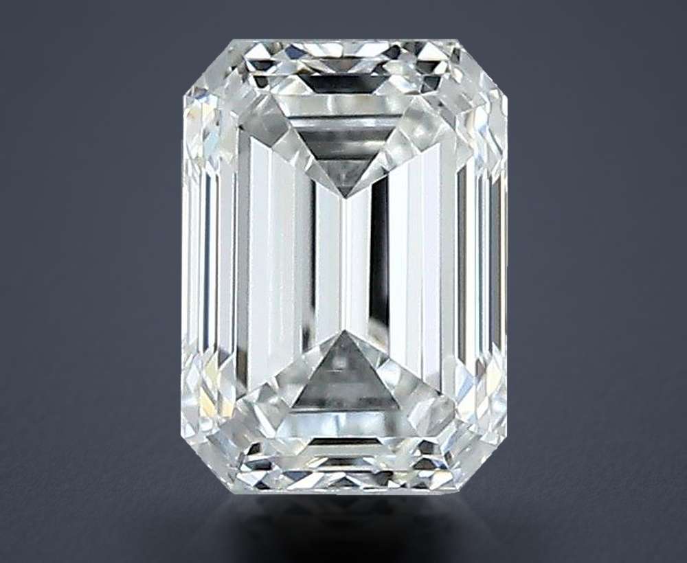 0.40 Carat Emerald Natural Diamond