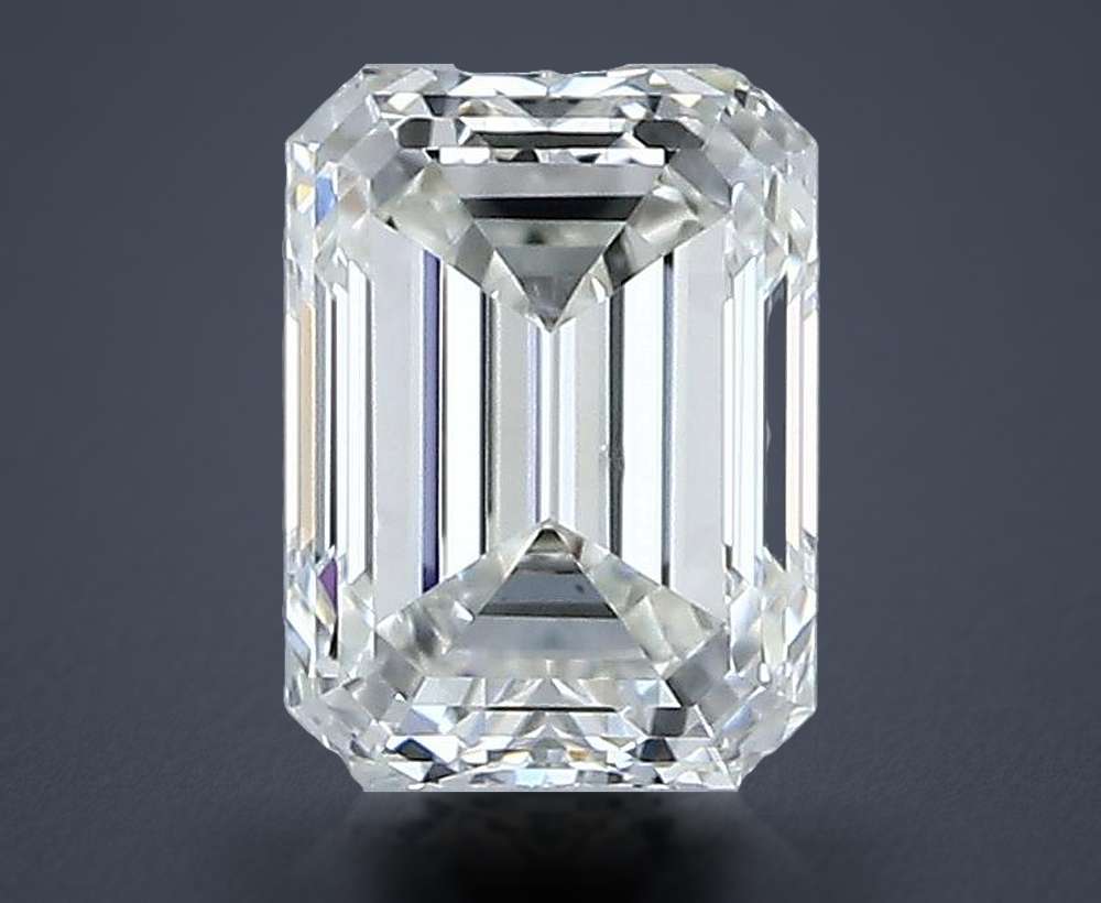 0.40 Carat Emerald Natural Diamond