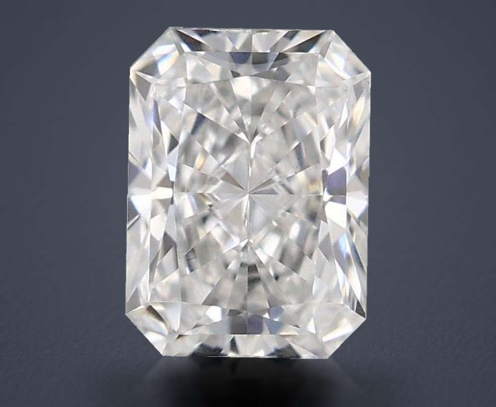 0.23 Carat Radiant Natural Diamond