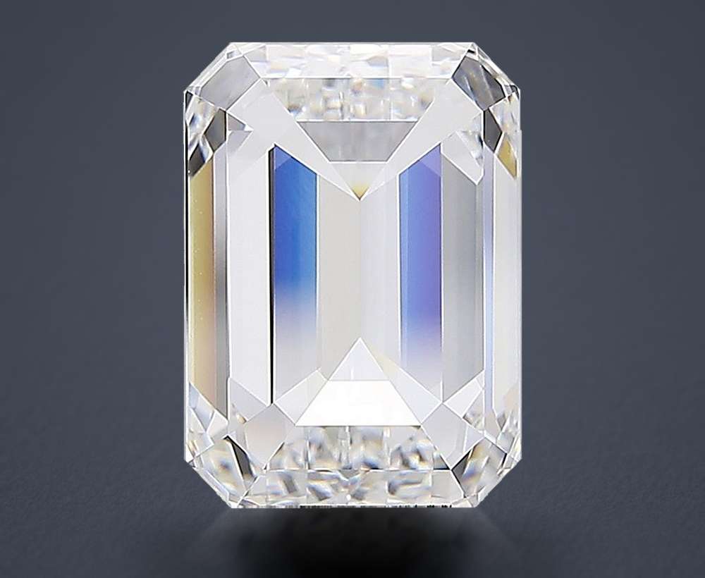 7.33 Carat Emerald Lab Diamond