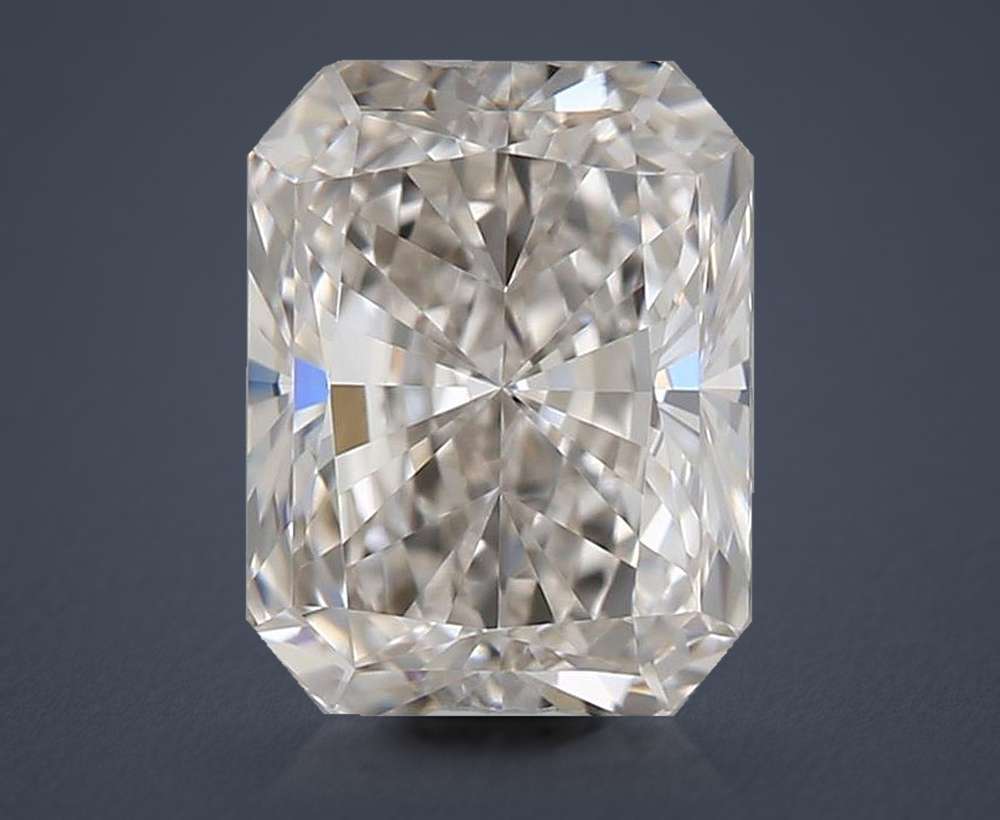 0.70 Carat Radiant Natural Diamond