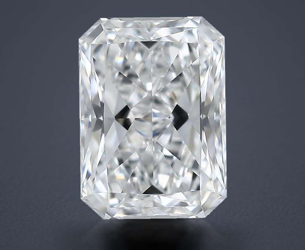 0.40 Carat Radiant Natural Diamond