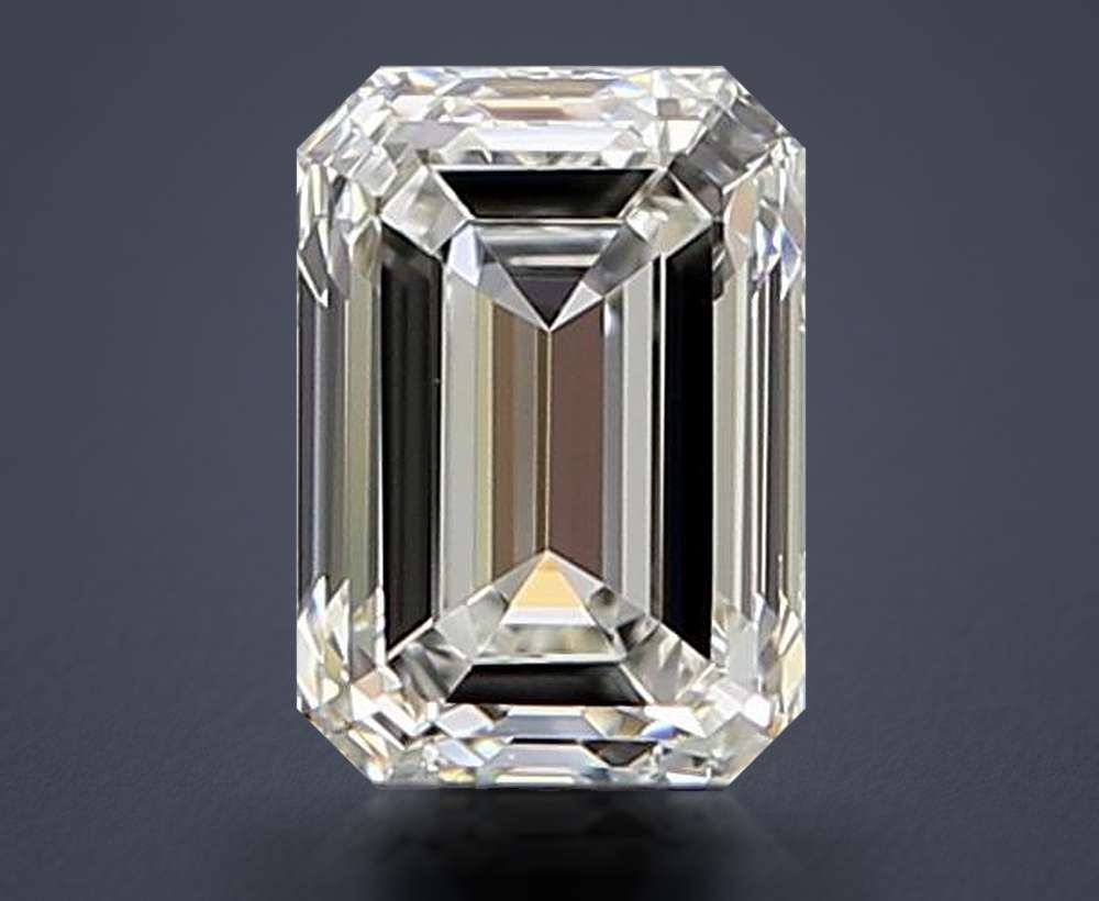 0.41 Carat Emerald Natural Diamond