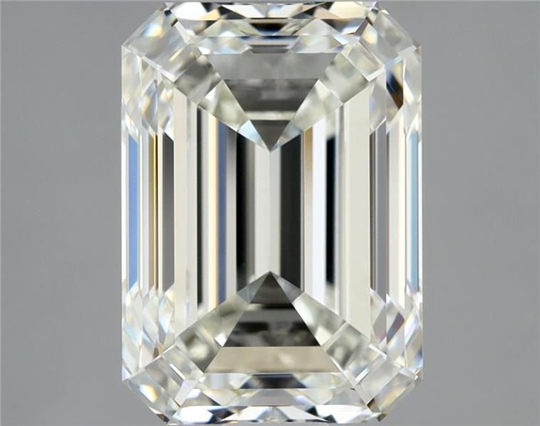 3.02 Carat Emerald Natural Diamond