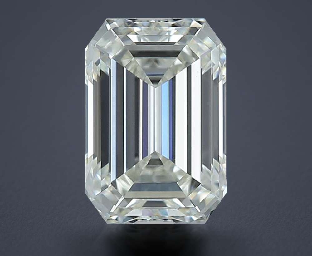 1.23 Carat Emerald Natural Diamond