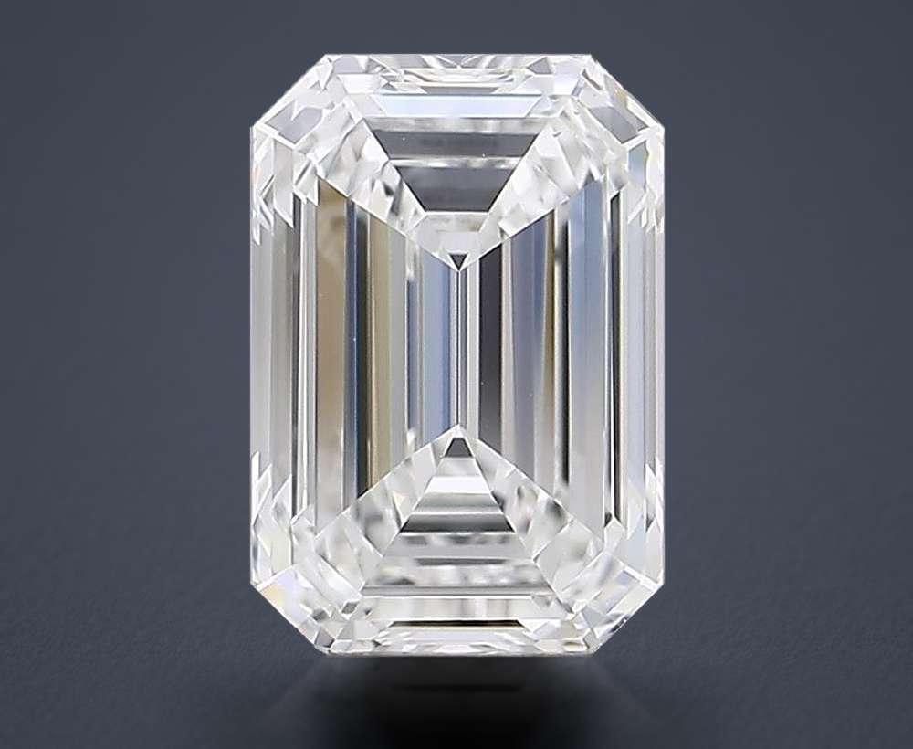 2.01 Carat Emerald Natural Diamond
