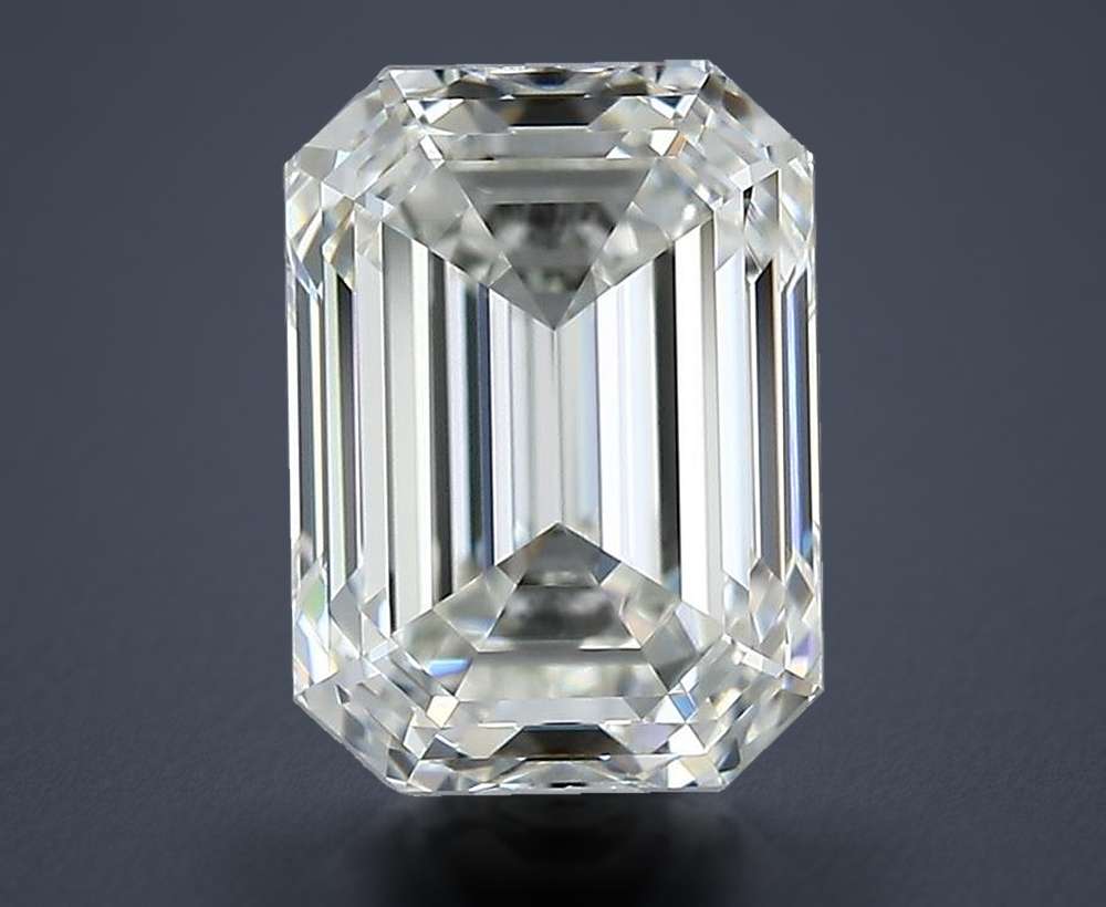 2.01 Carat Emerald Natural Diamond