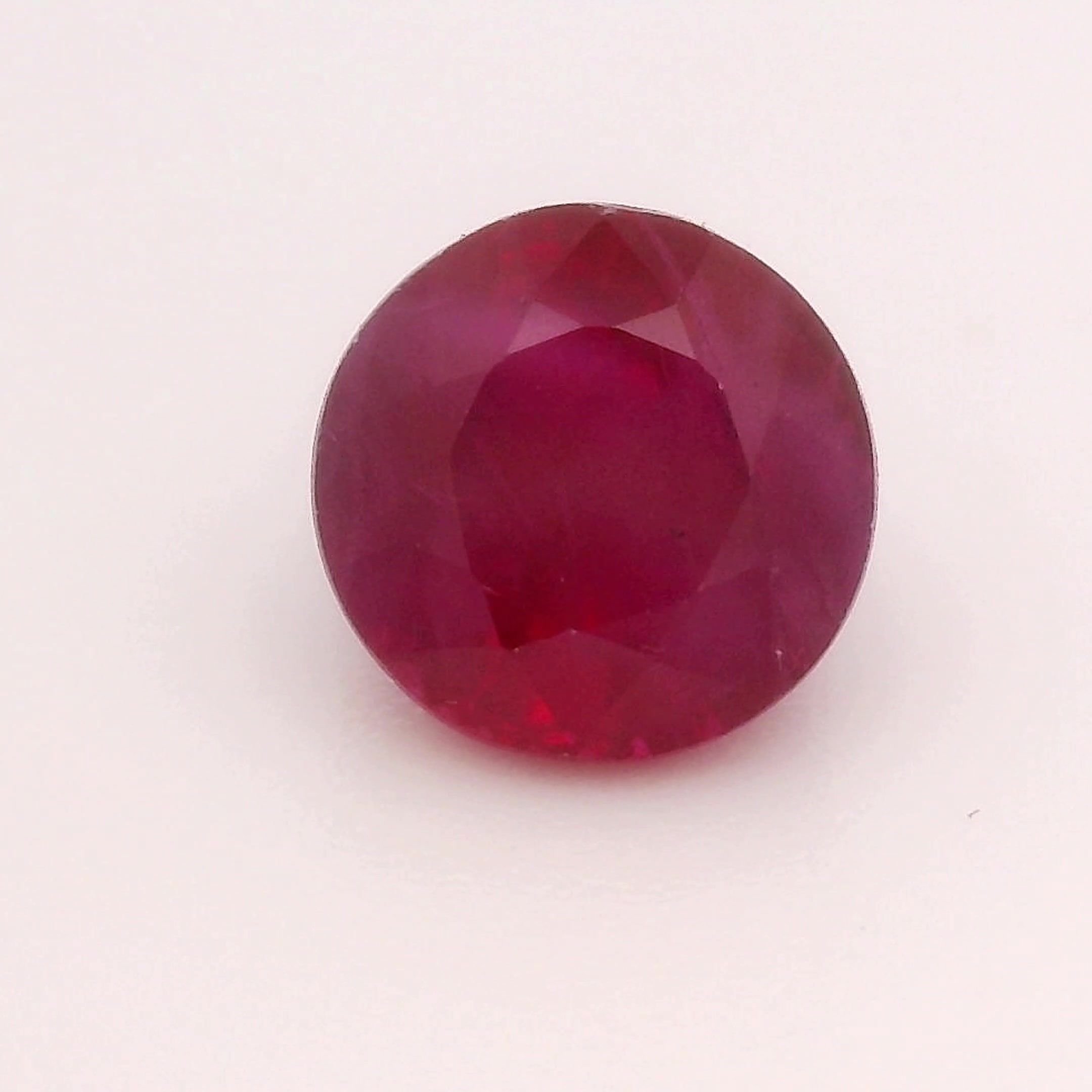 1.42 Carat Red Round Ruby