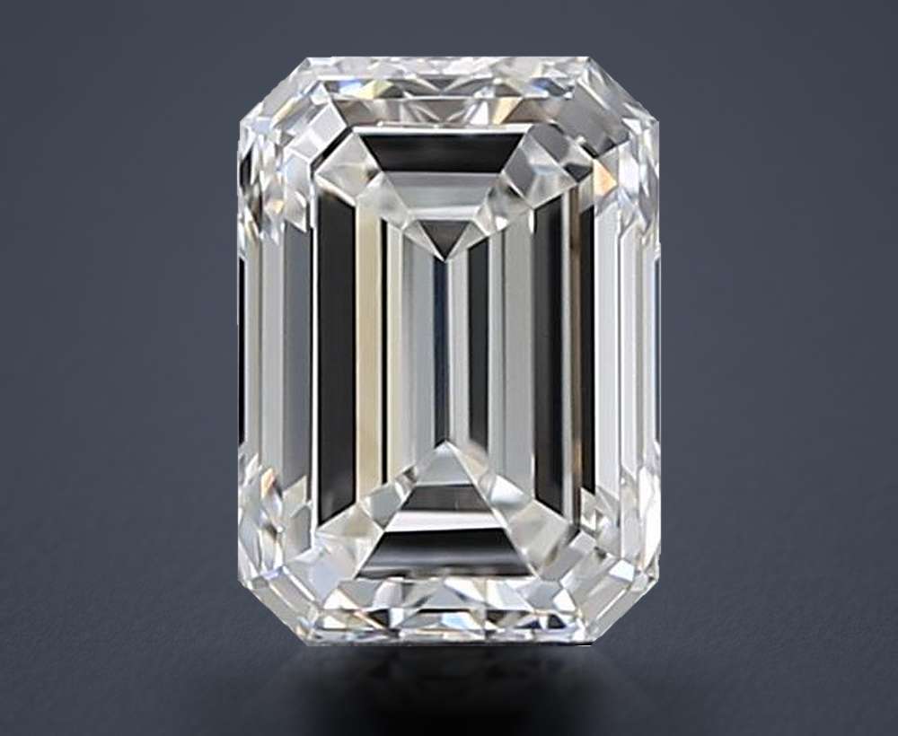 0.90 Carat Emerald Natural Diamond
