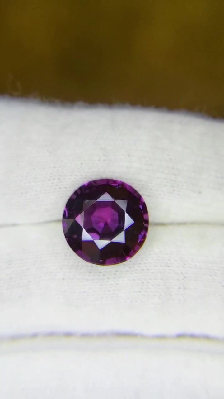 7.72 Carat Purple Round Sapphire