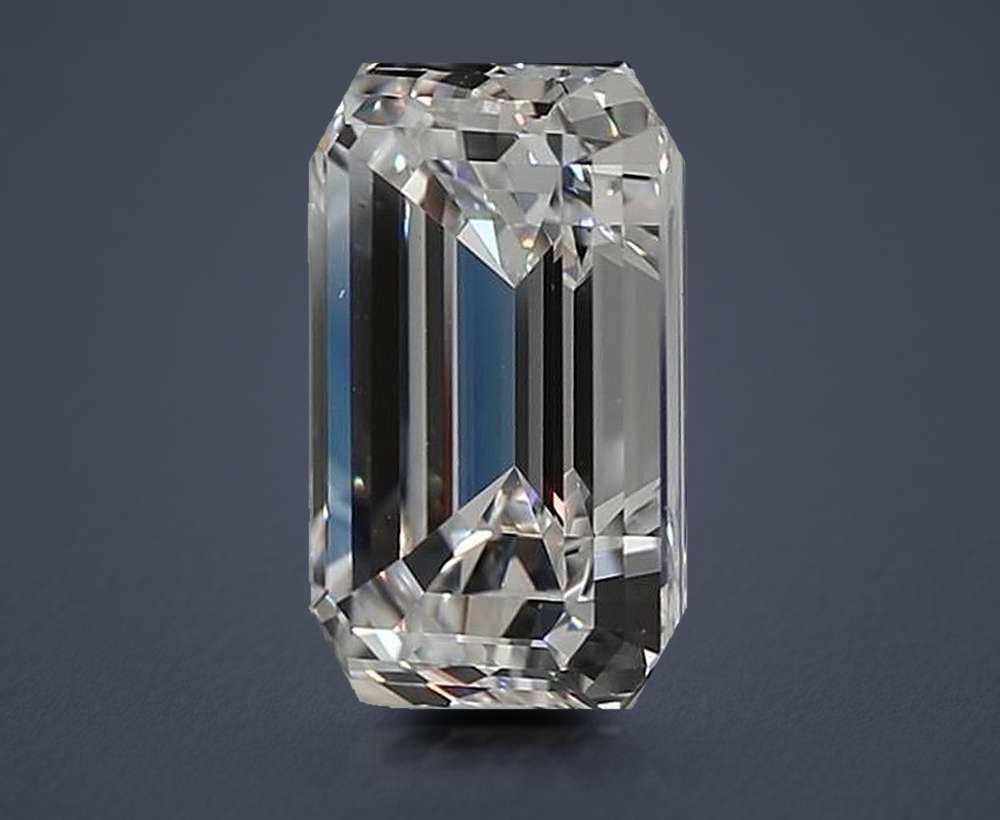 2.51 Carat Emerald Natural Diamond