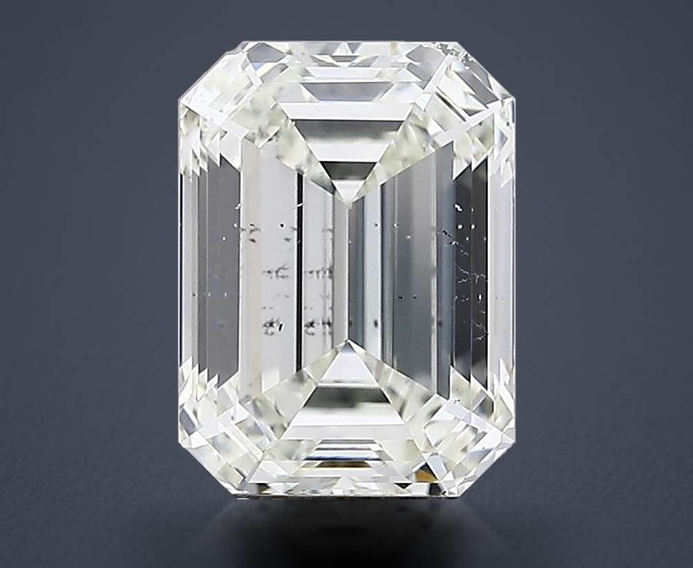 2.00 Carat Emerald Natural Diamond