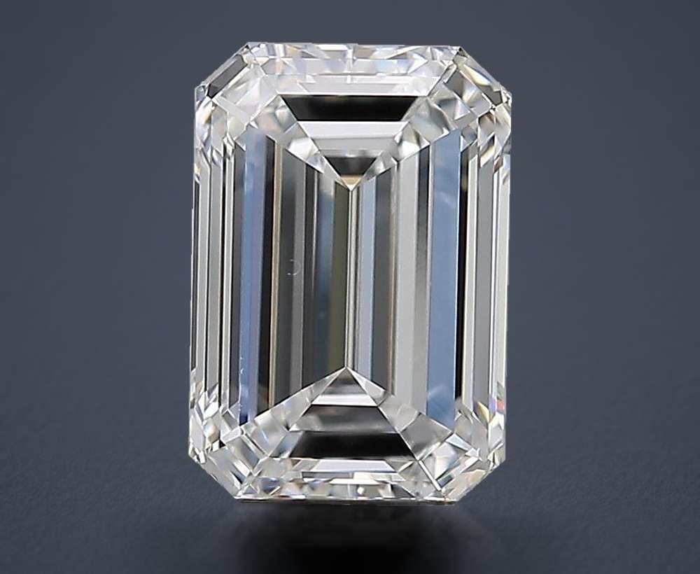 2.50 Carat Emerald Natural Diamond