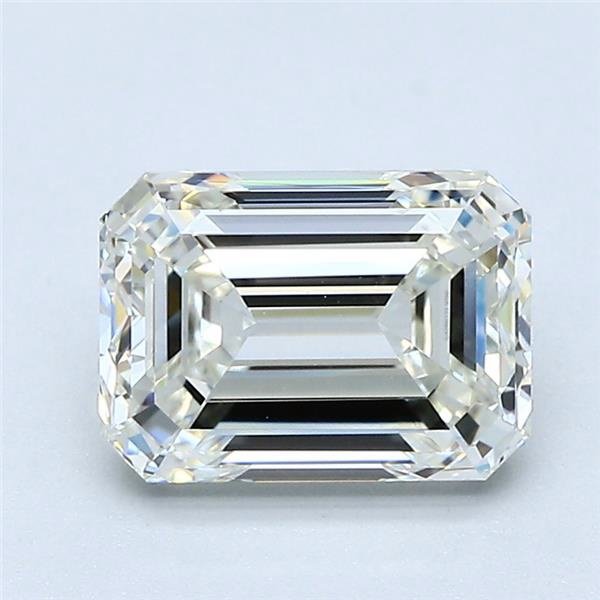 2.00 Carat Emerald Natural Diamond
