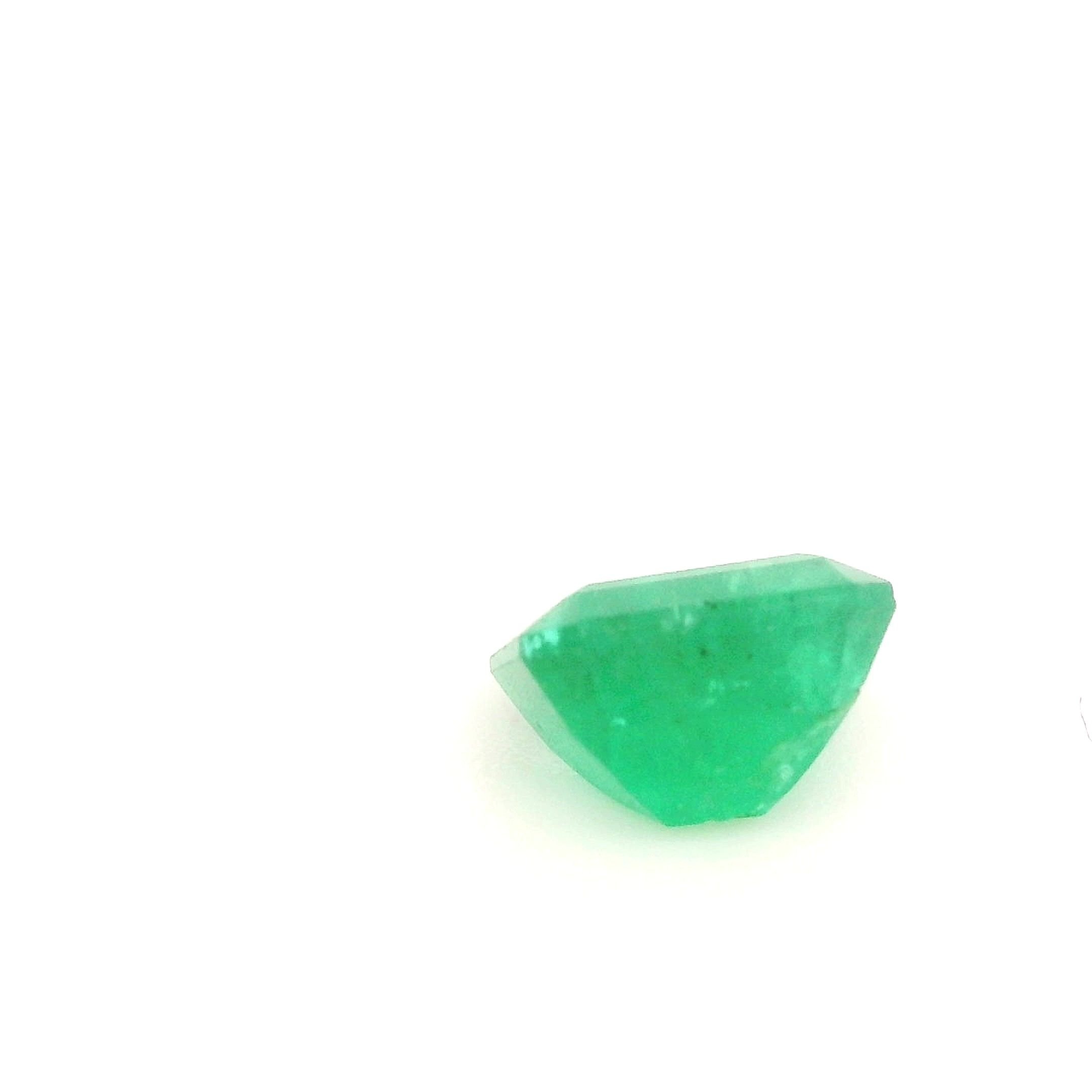 1.09 Carat Green Emerald-Cut Emerald