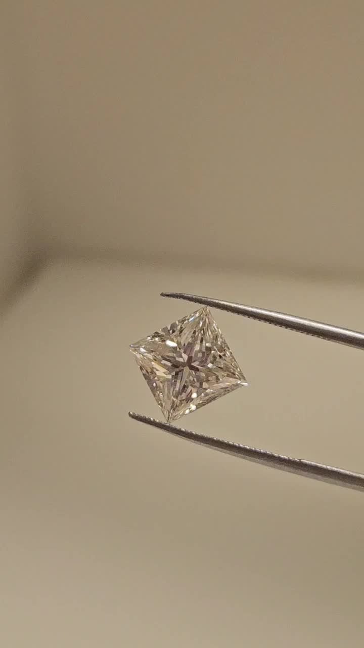 2.10ct J VS1 Rare Carat Ideal Cut Princess Diamond