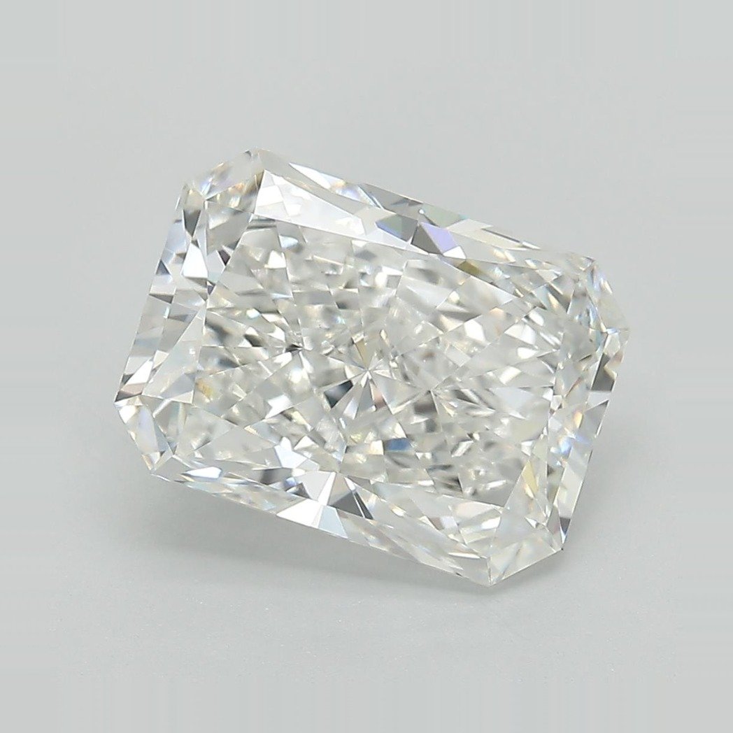 4.17ct G VVS2 Rare Carat Ideal Cut Radiant Lab Grown Diamond