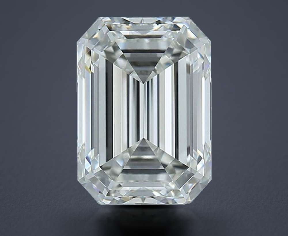 2.90 Carat Emerald Natural Diamond