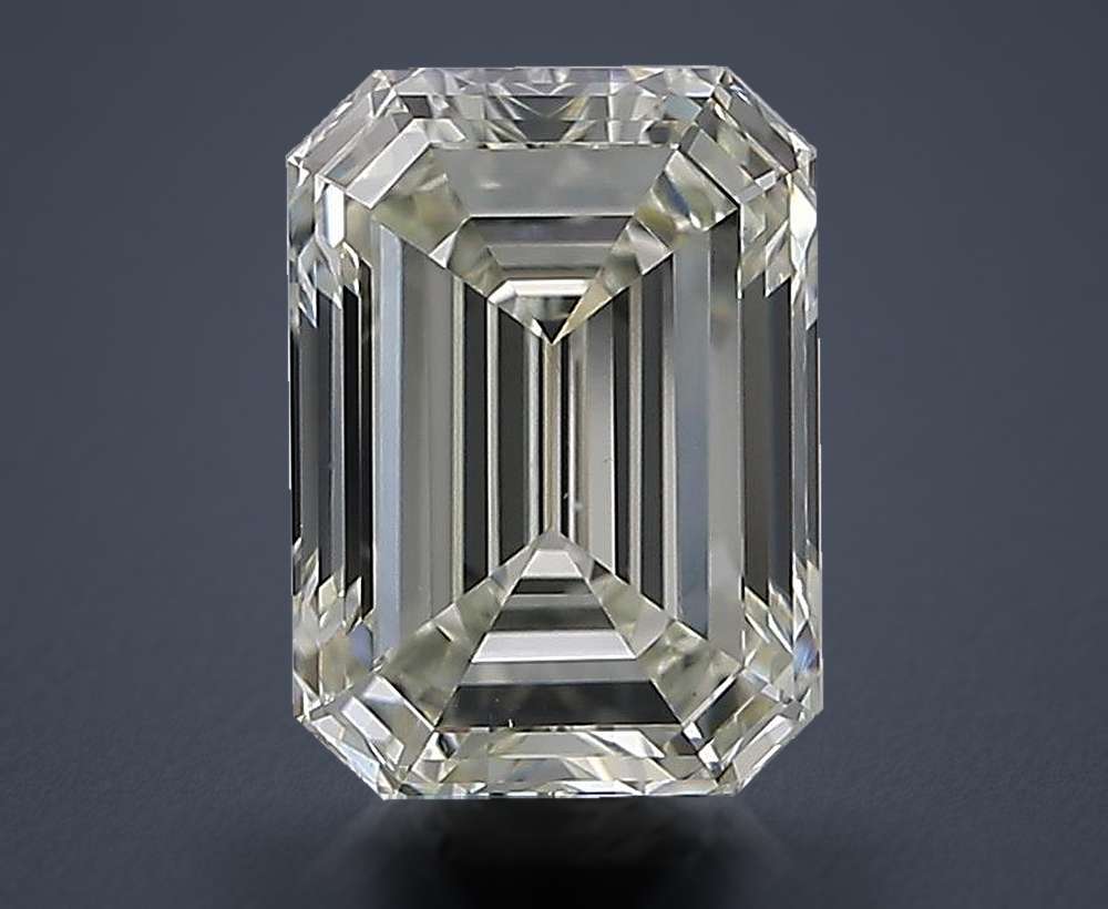 3.01 Carat Emerald Natural Diamond