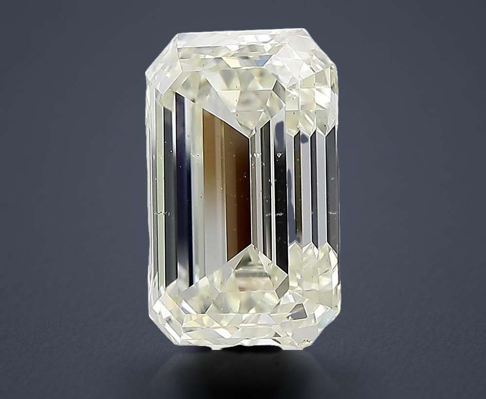 5.02 Carat Emerald Natural Diamond