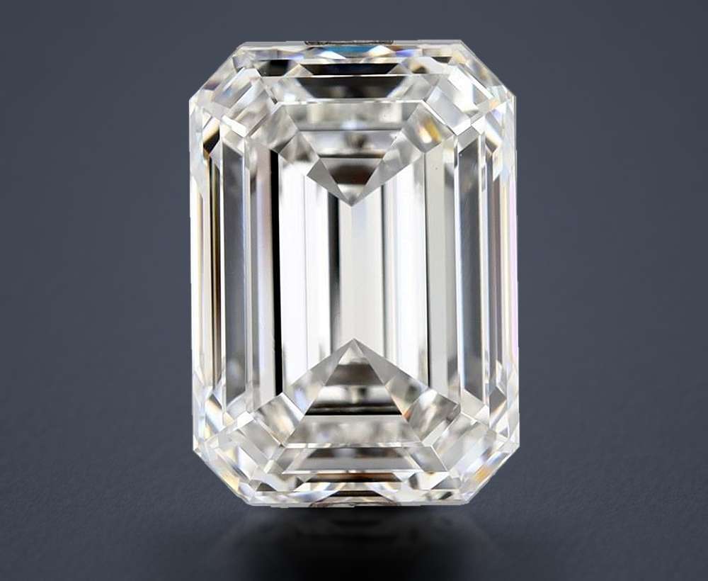 4.01 Carat Emerald Natural Diamond
