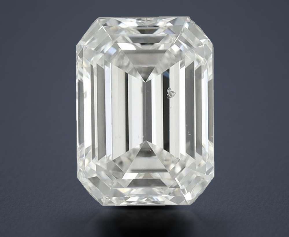 0.90 Carat Emerald Natural Diamond