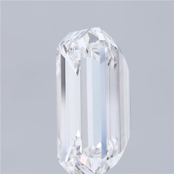 20.09ct E VS2 Very Good Cut Emerald Lab Grown Diamond