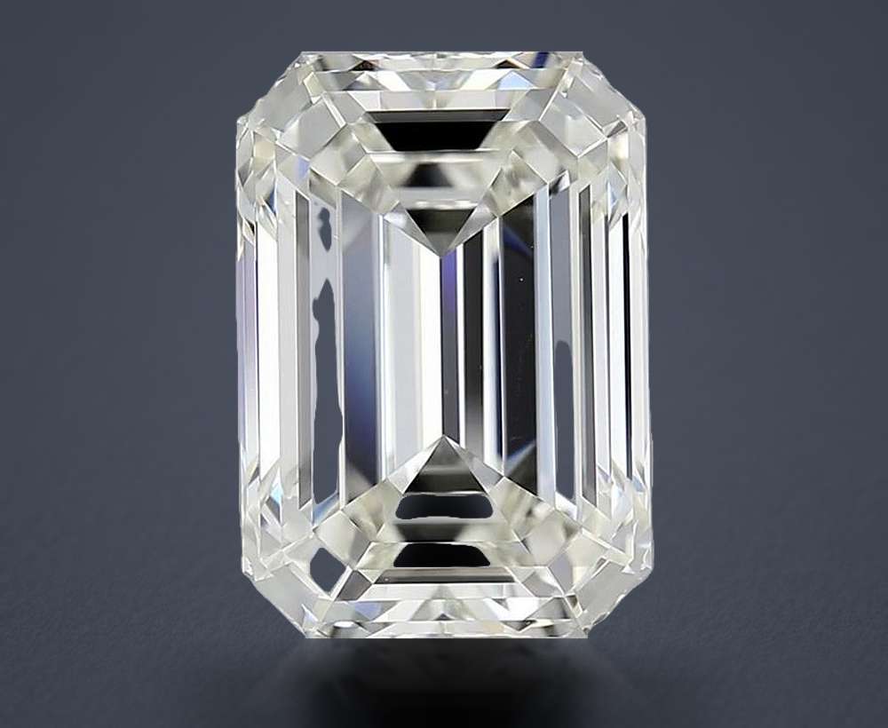 4.02 Carat Emerald Natural Diamond