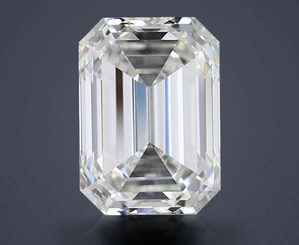 1.42 Carat Emerald Natural Diamond