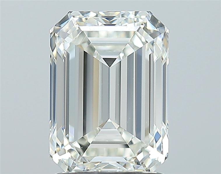 1.90 Carat Emerald Natural Diamond