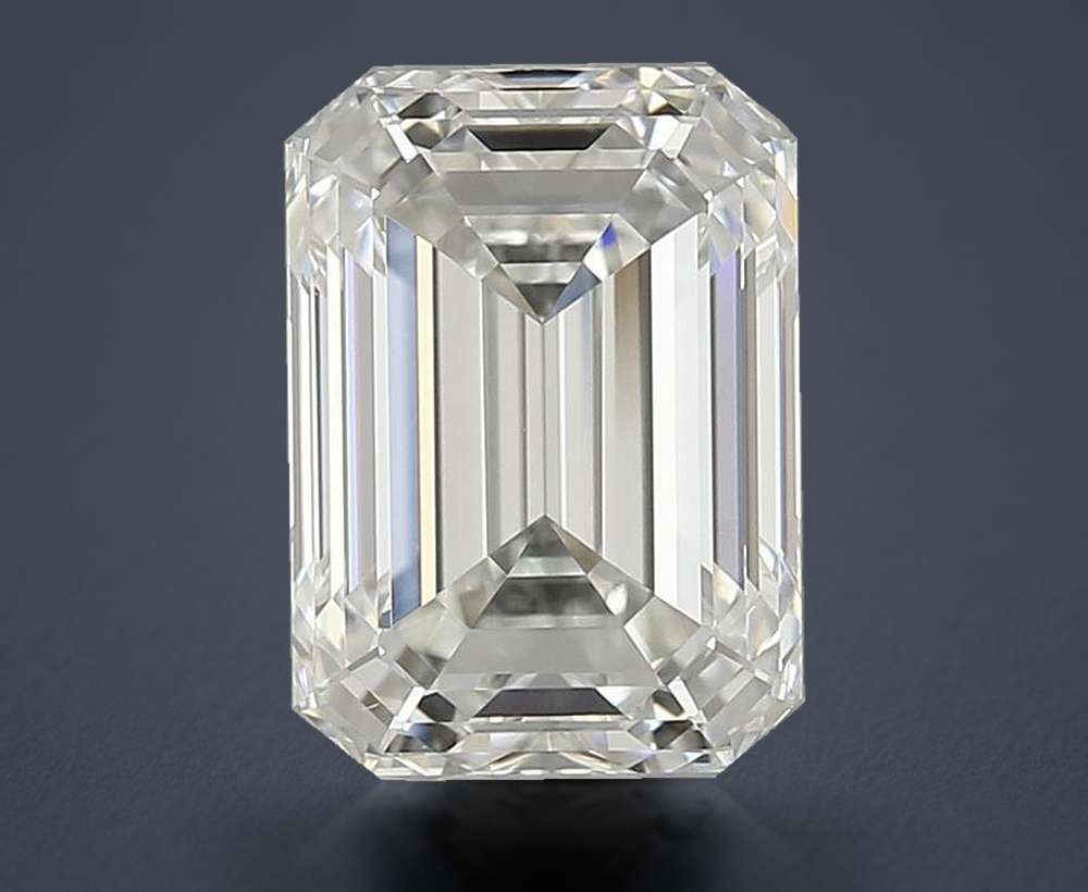 2.20 Carat Emerald Natural Diamond
