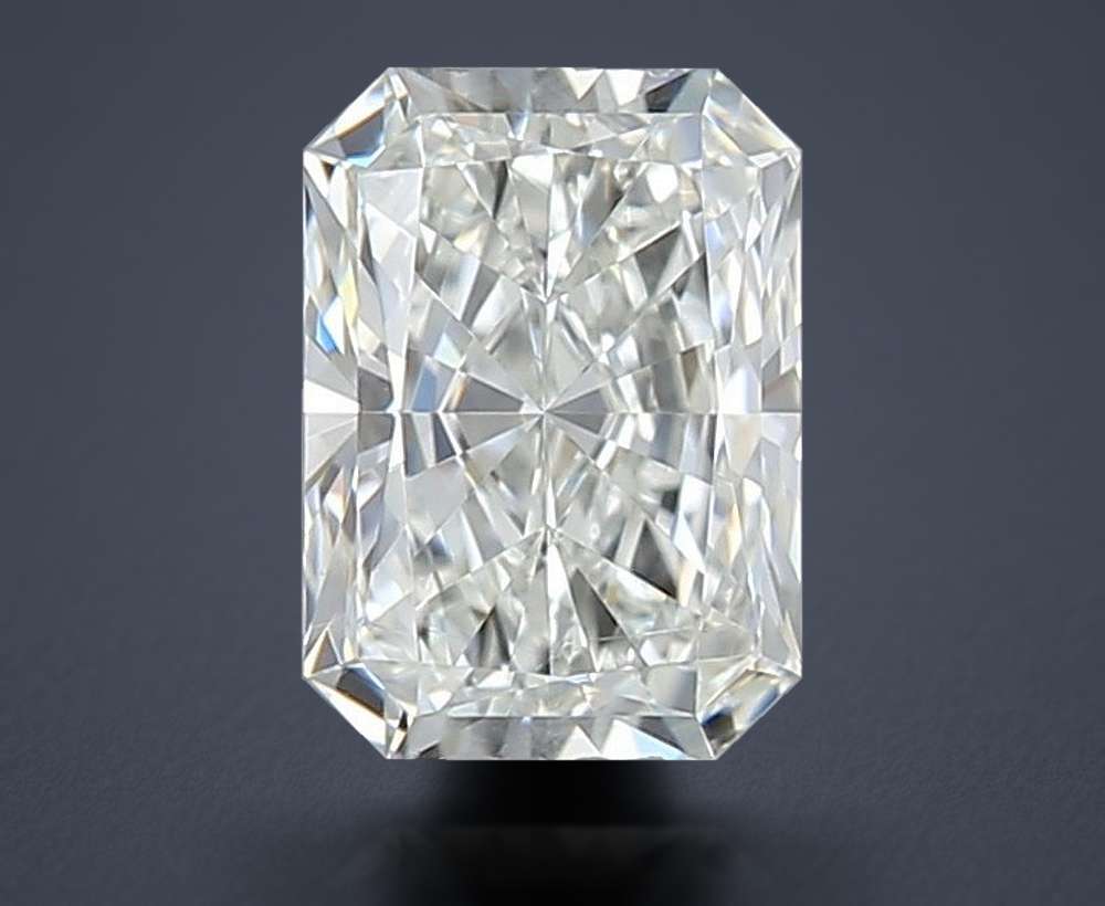 0.31 Carat Radiant Natural Diamond